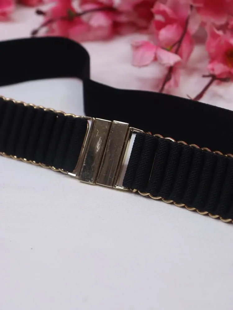 Chic Black Elastic Belt w/ Gold Buckle - Fashionable Accessory
