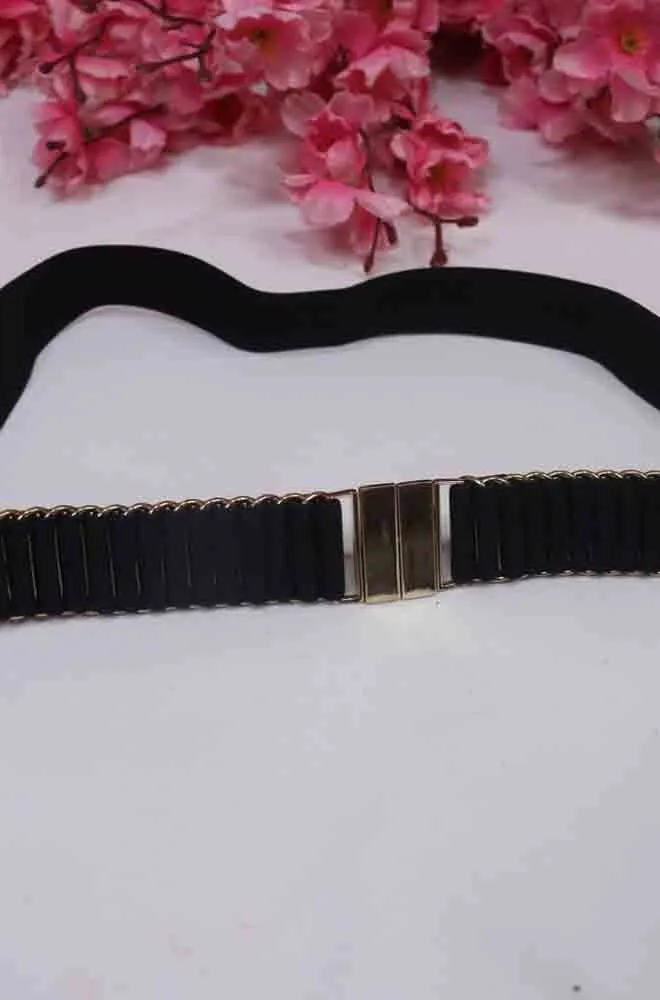 Chic Black Elastic Belt w/ Gold Buckle - Fashionable Accessory