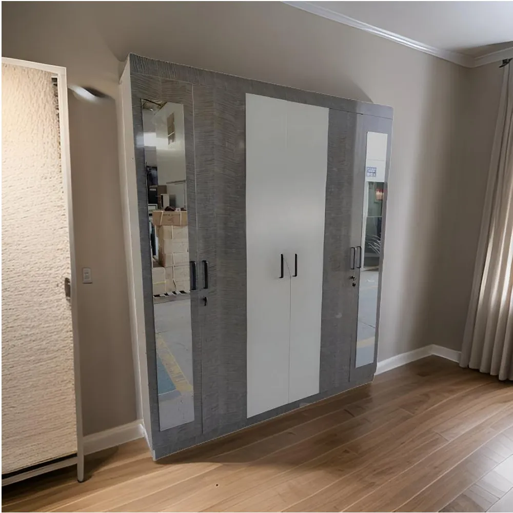 Durable Spacious Wardrobe With Mirrors