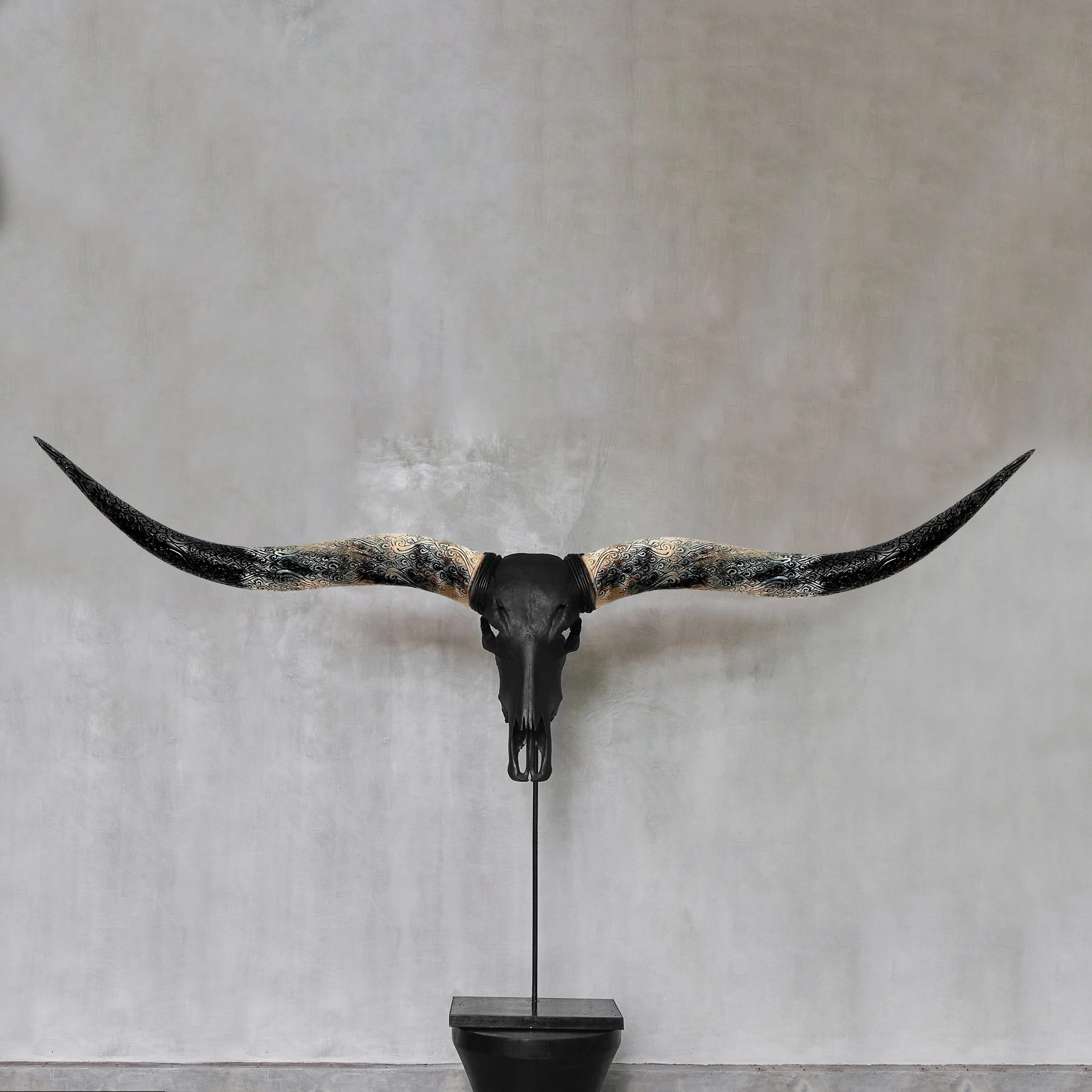 Longhorn Skull - Matte Black Storm