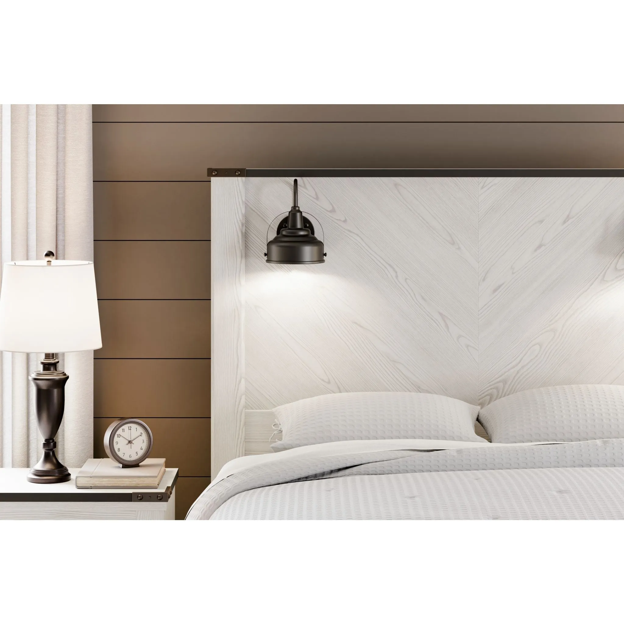 Schoenberg Queen Panel Bed - White