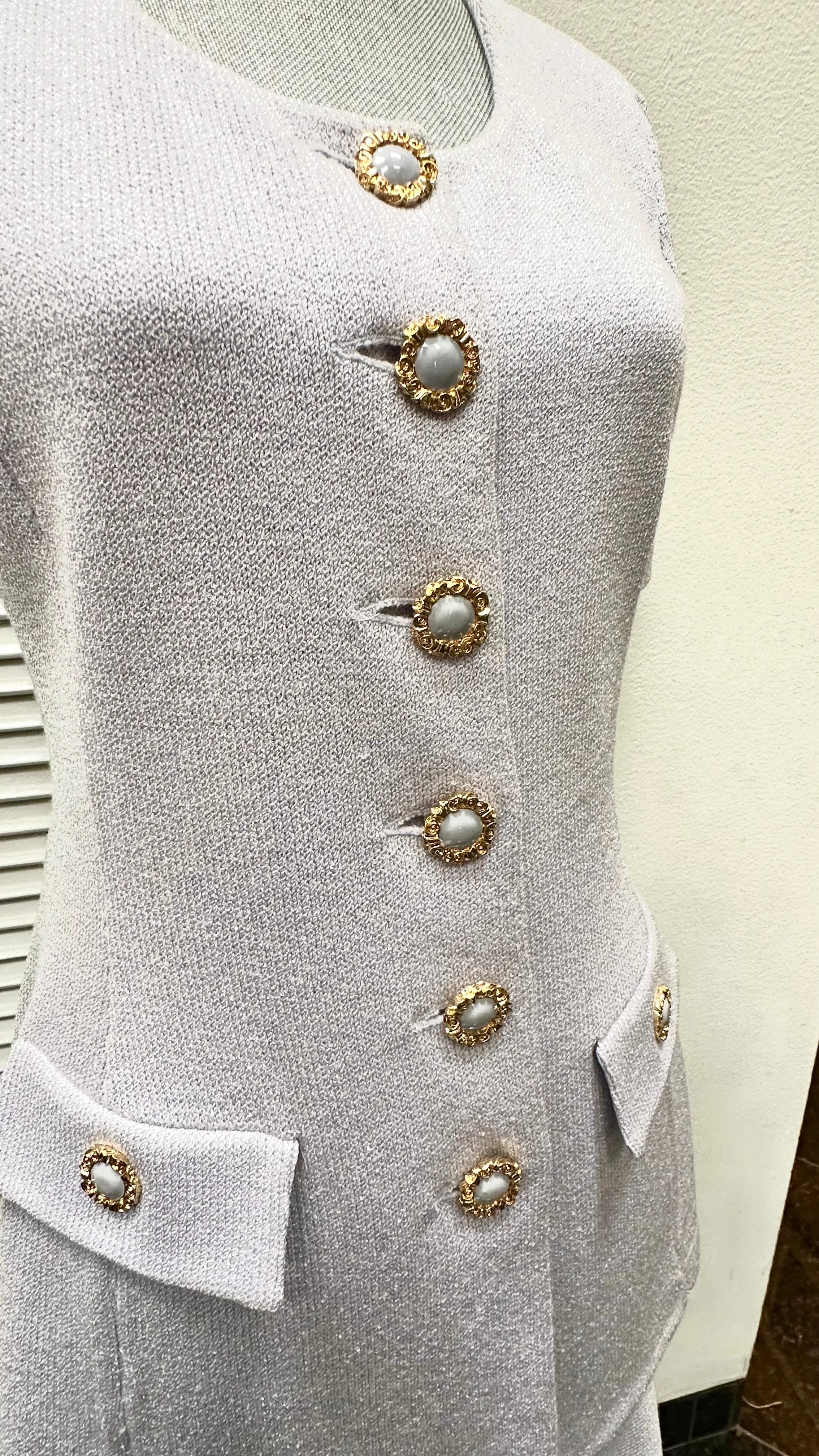 St. John collection by Marie Gray size 4 (preowned)